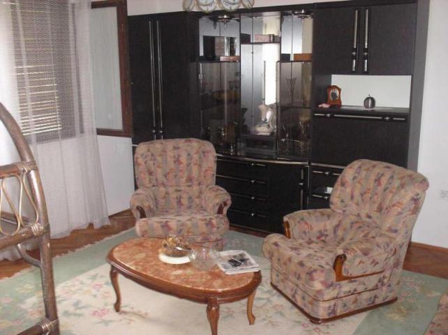 Two bedroom apartment for sale in Pinjes, Ulcinj