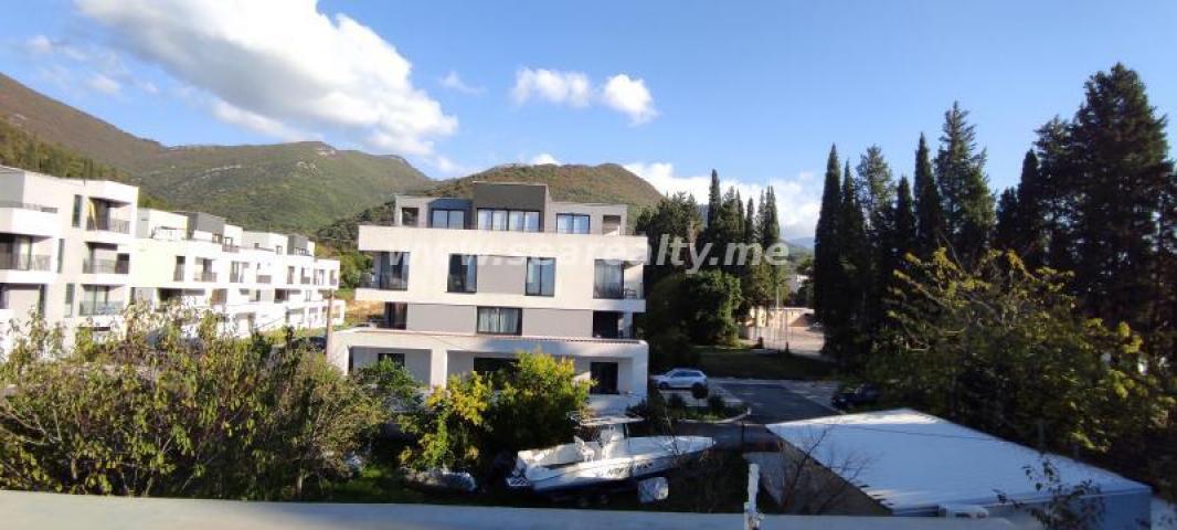 Great opportunity to buy a house on the sea in Montenegro, Donja Lastva, Tivat, Montenegro