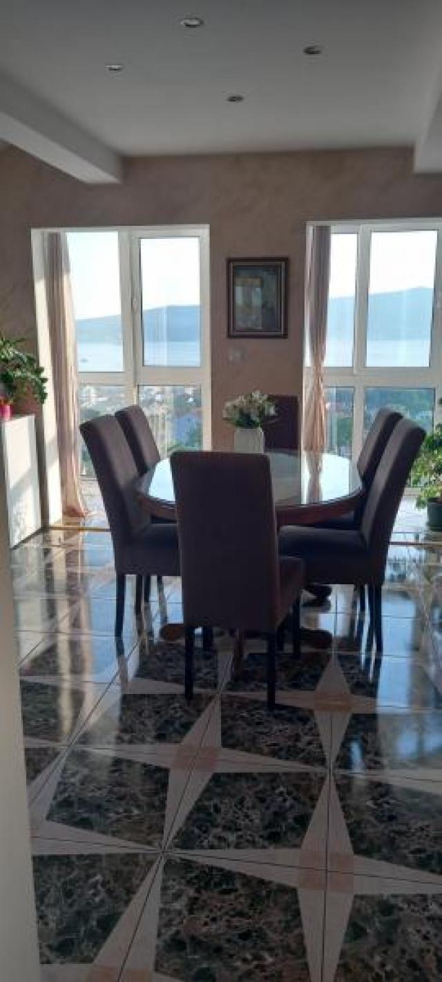 Fully furnished 2-bedroom apartment with a sea view in Tivat is for sale