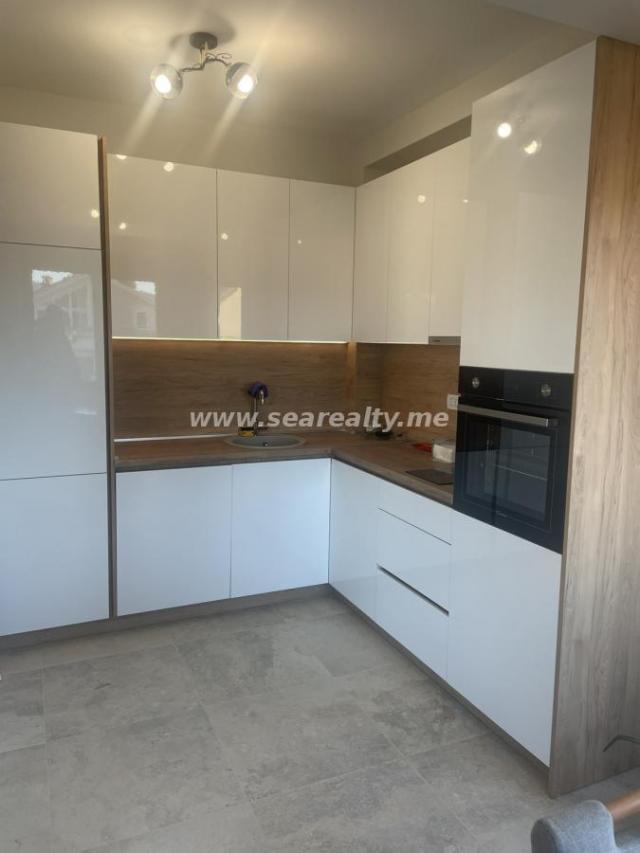 Two bedroom apartment, Tivat