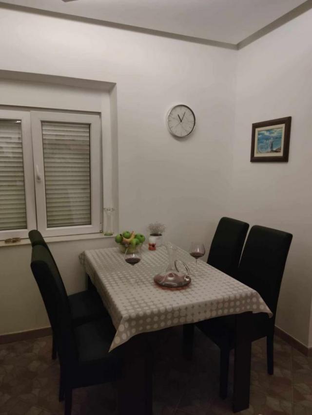 Two-room appartment 60 m2 for sale, Tivat, Seljanovo