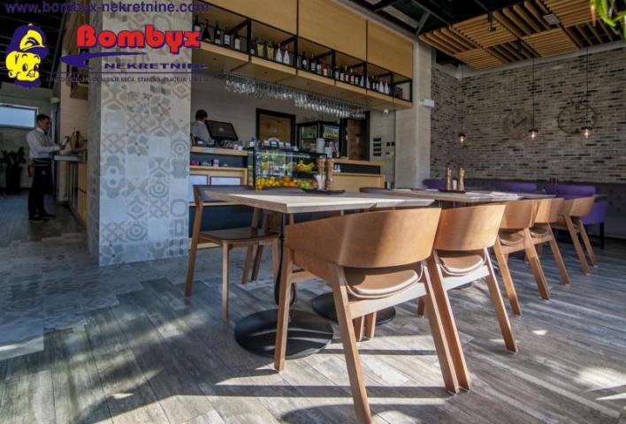 Lokal 238m Opremljen kafe - restoran Novi Sad Sajam kompleks