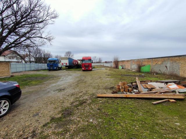 Poslovni objekat 165m Bačko Dobro Polje plac 2750m za proizvodnju