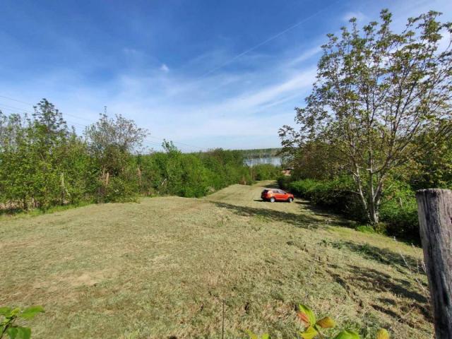 Građevinski plac 3732m Fruška gora Banoštor pogled na Dunav