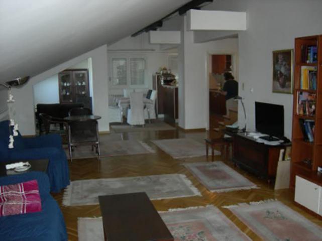 Izdavanje, Stan, 130m2 , Dedinje