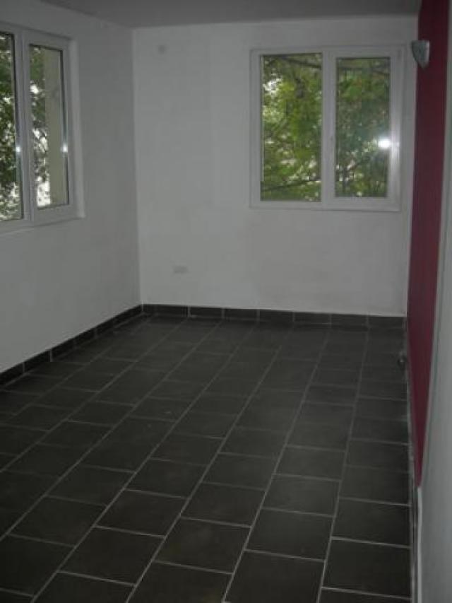 Izdavanje, Poslovni prostor, 630m2 , Centar (Savski venac)