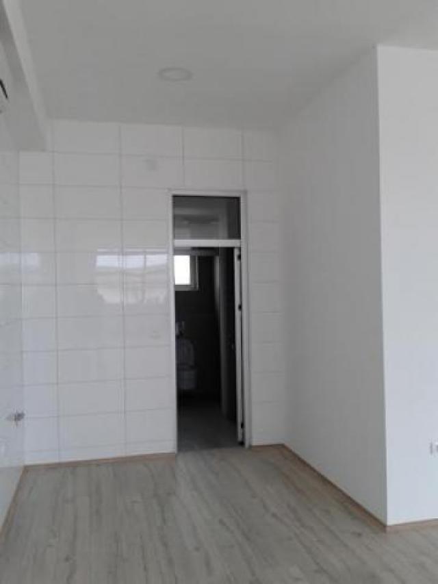 Izdavanje, Poslovni prostor, 360m2 , Batajnica