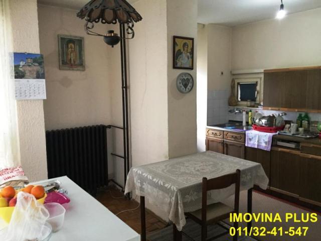 Zemun, Nova Galenika - Jovana Stojsavljevića, 83m2