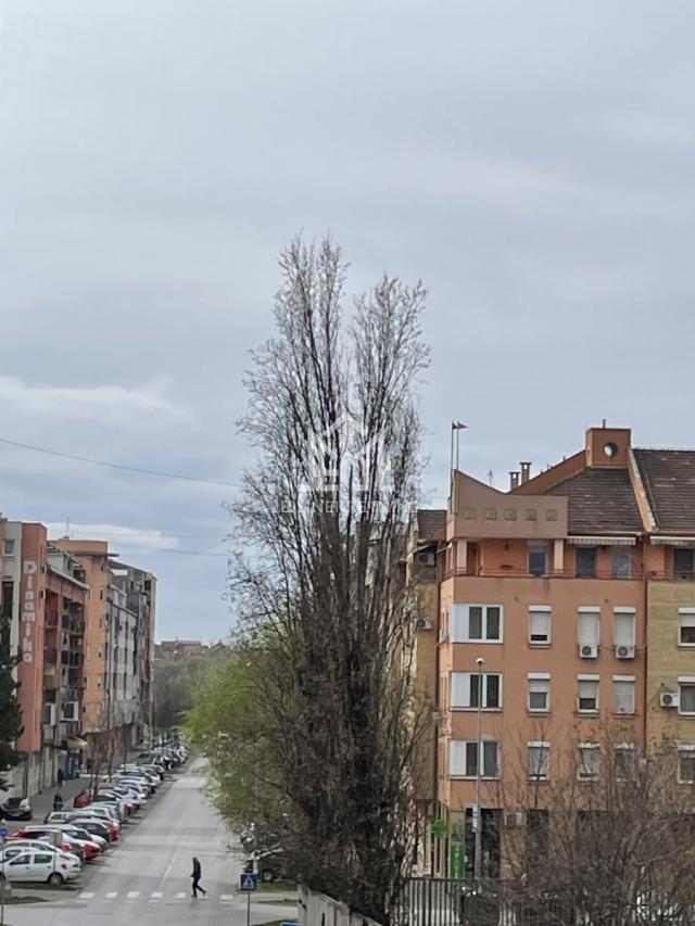 Lux, opremljen stan, uz doplatu i parking mesto