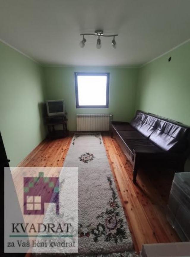 Kuća 178 m² + pomoćna kuća sa lokalom 98 m², 4, 16 ari, Obrenovac, Stubline – 95 000 €