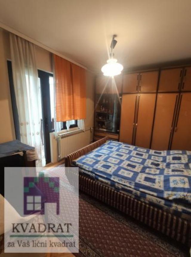 Kuća 178 m² + pomoćna kuća sa lokalom 98 m², 4, 16 ari, Obrenovac, Stubline – 95 000 €