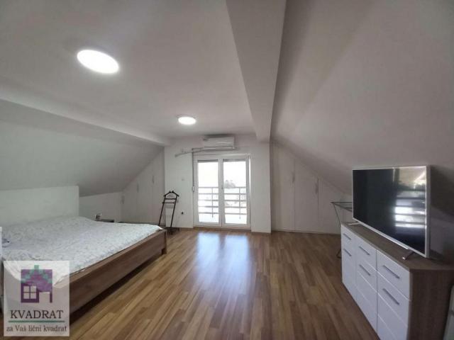 Kuća 290 m², 6, 5 ari  Obrenovac, Belo Polje – 175 000 € (NAMEŠTENA)