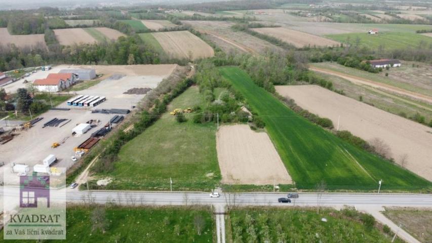 Građevinski plac 2, 4 ha, Ub – 264000e