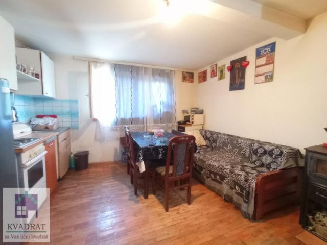 Kuća  250 m², 7 ari, Obrenovac, Barič – 150 000 €