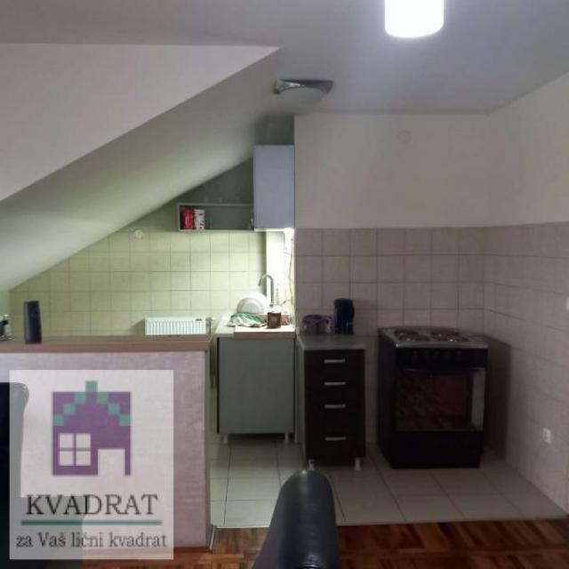 Trosoban stan 74 m², IV sprat, Obrenovac, centar – 94 200 €