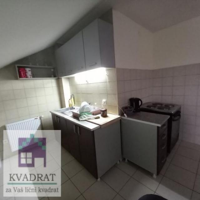 Trosoban stan 74 m², IV sprat, Obrenovac, centar – 94 200 €