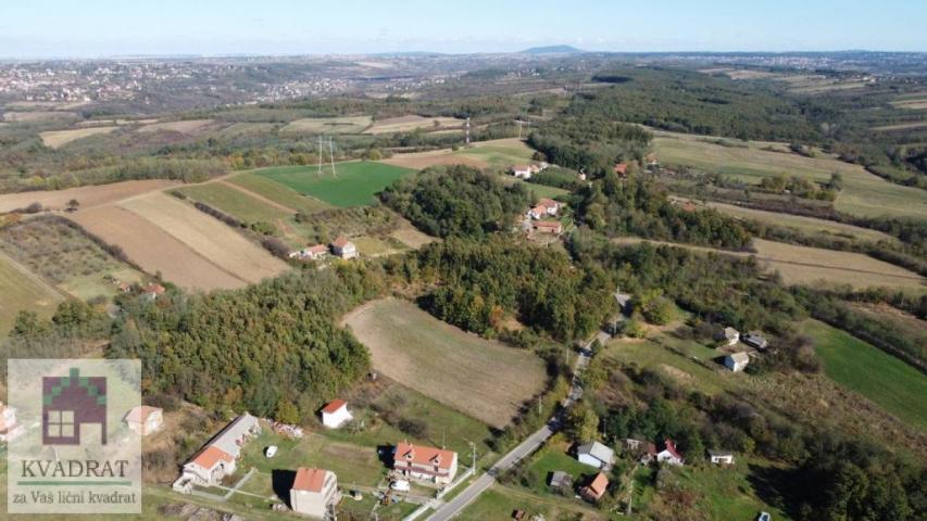 Građevinski plac 61 ar, Obrenovac, Jasenak – 46 000 €