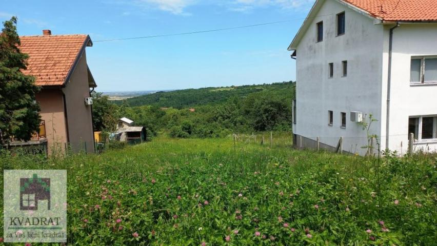 Plac 10 ari, Obrenovac, Mala Moštanica  – 20 000 €