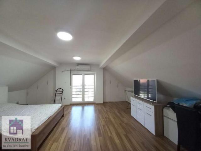 Kuća 290 m², 6, 5 ari  Obrenovac, Belo Polje – 175 000 € (NAMEŠTENA)