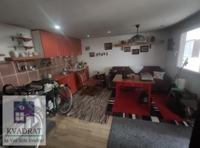 Stambena kuća 182 m² + Pk, 66, 15 ari, Obrenovac, Dren – 180 000 €