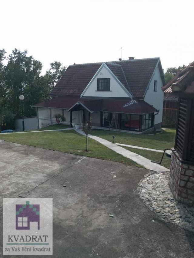 Kuća 148 m2  + 70 m2 , 11. 73 ara, Lučani, Zeoke-128000eur