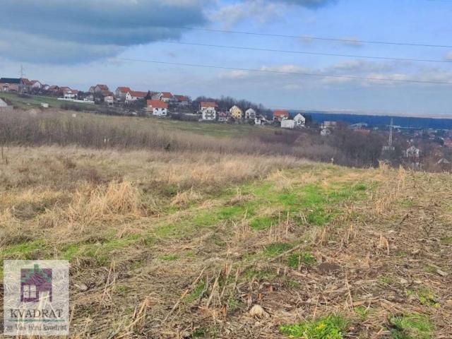 Građevinski plac 106 ari, Obrenovac, Barič – 50 000 €