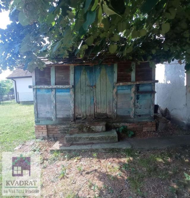 Kuća 46m2+38m2, 73 ara, Obrenovac, Zvečka, 75000€