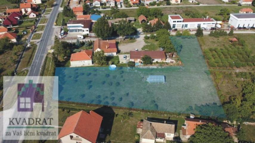 IZDAVANJE! Plac 40 ari, Obrenovac, Zvečka – 1 000 €