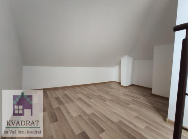 Dupleks stan 79 m², IX sprat, Obrenovac – 79 000 €