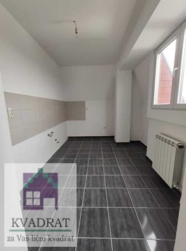 Dupleks stan 79 m², IX sprat, Obrenovac – 79 000 €