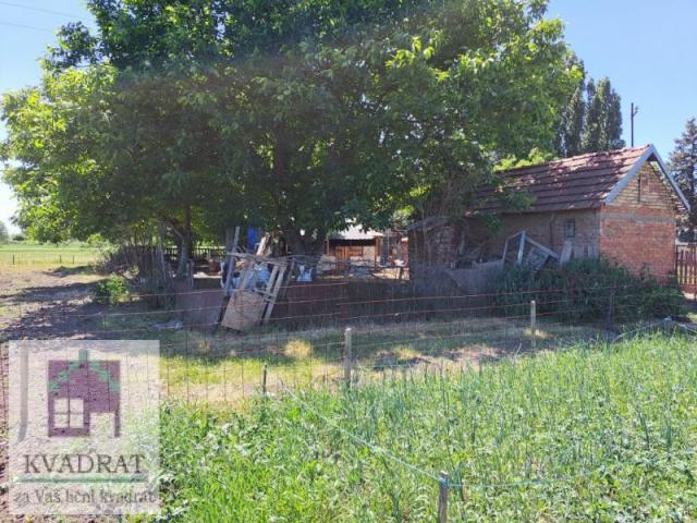 Plac  50, 89 ari, Obrenovac – 75 000 €