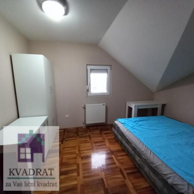 Trosoban stan 74 m², IV sprat, Obrenovac, centar – 94 200 €