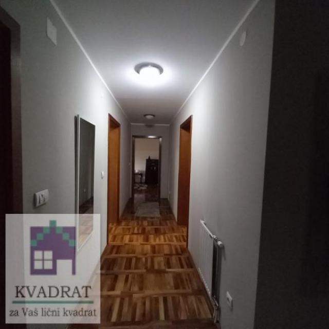 Trosoban stan 74 m², IV sprat, Obrenovac, centar – 94 200 €