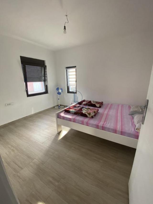 Stovarište + Hale, Pančevo, 850 m2, 29 ari