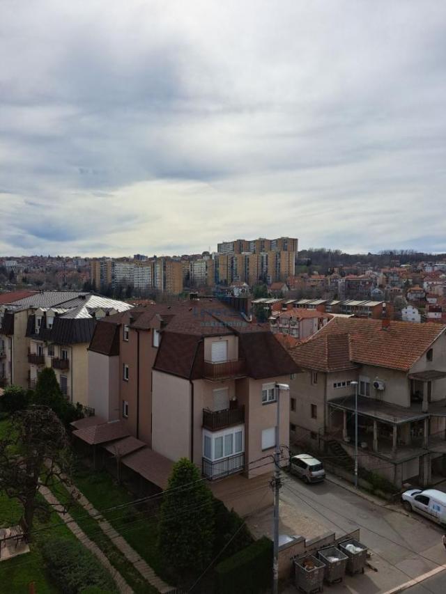 Mirijevo, Vitezova Karađorđeve zvezde, 74 m2