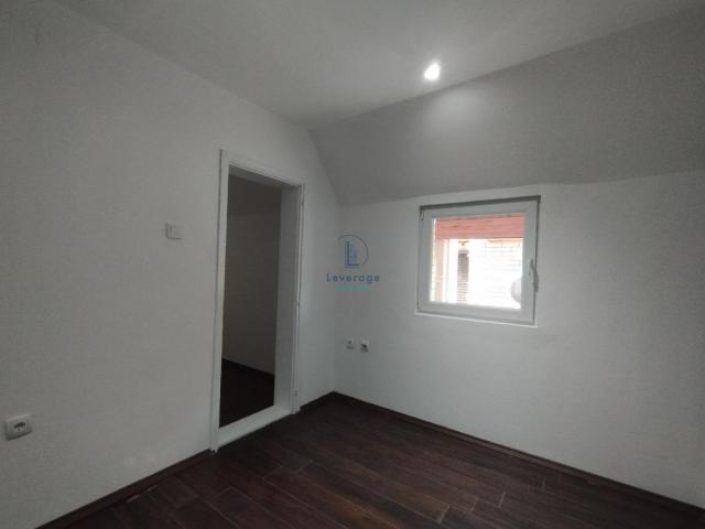 Duplex, Zemun, Rade Končara, 87 m2