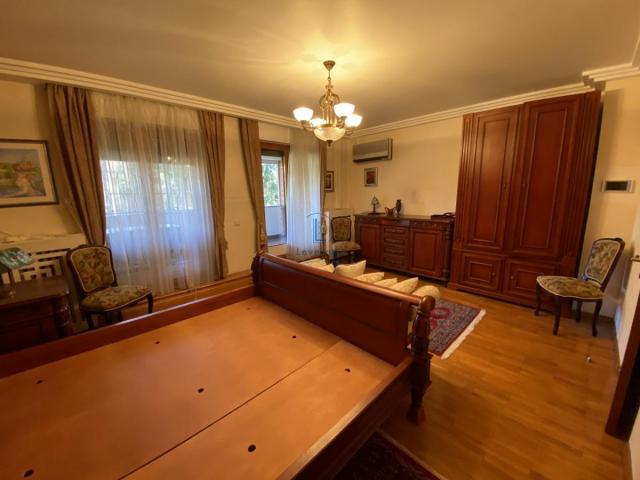 Lux kuća, Golf naselje, Blagoja Parovića, 180 m2