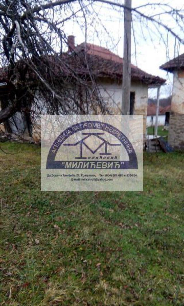 Prodaja, Kuća, 70m2 , Okolina