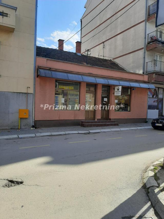 Lokal za izdavanje (dva spojena). moguće izdavanje i jednog od 20m2