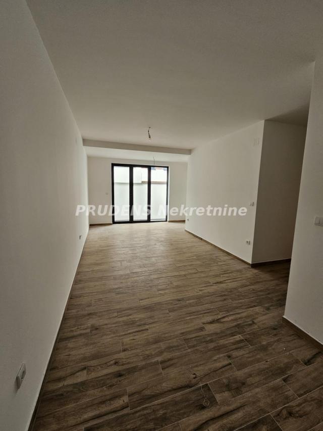 Tri apartmana u jednom stanu, odlična investicija