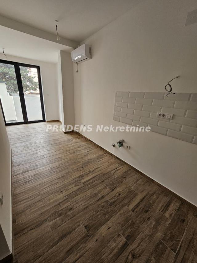 Tri apartmana u jednom stanu, odlična investicija