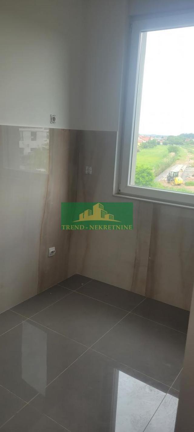 URBANA VILA! ALIBEGOVAC!! 84M2-TROIPOSOBAN ! 153400E SA PDV-OM!