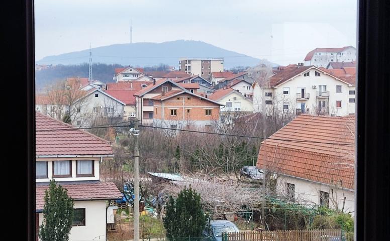 Miljakovac 3, nova uknjižena zasebna kuća sa garažom na 3a, termo fasada .. 