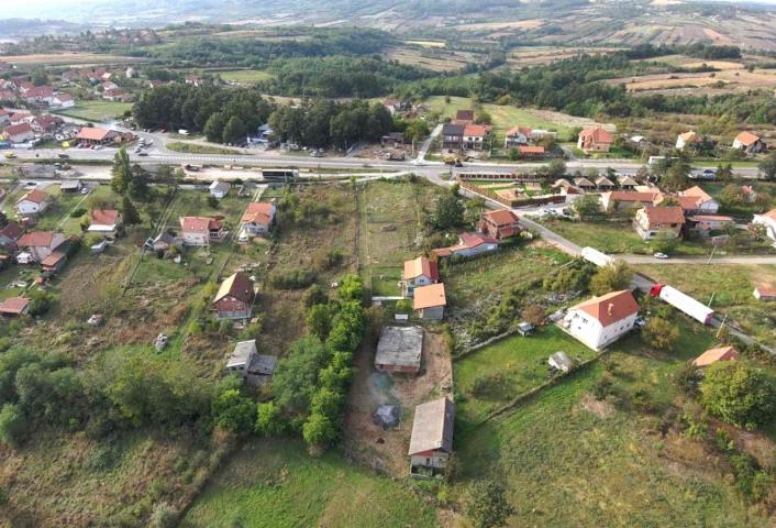 Baćevac, započeta gradnja, kod magistrale na 12. 25 a .. 