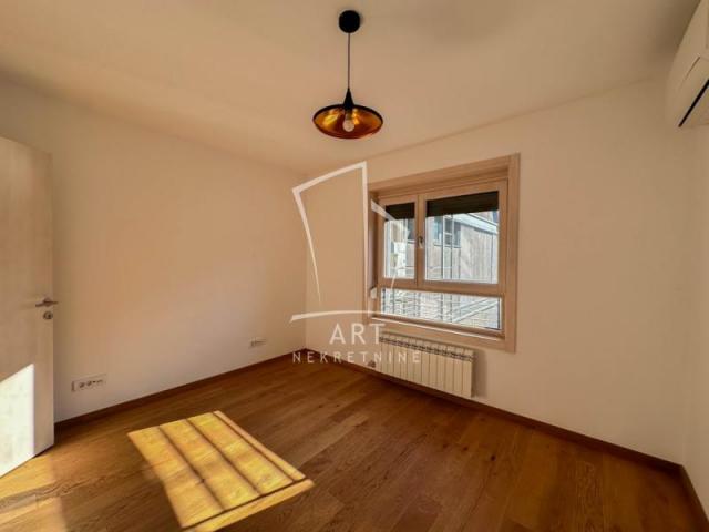 Odličan duplex na Vračaru, mereno 146m2 ID#6817