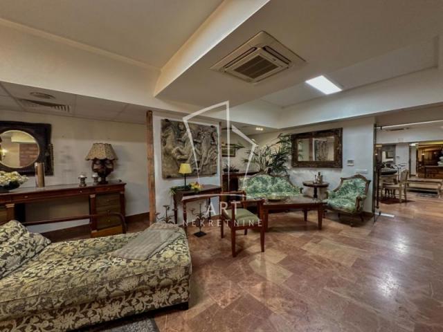 Poslovni prostor, Vračar, mereno 500m2 ID#6846