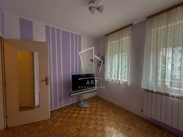 Novi Beograd, dvoiposoban stan, mereno 68m2 ID#7630