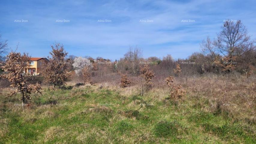 Bauland Attraktives Baugrundstück in der Nähe von Poreč