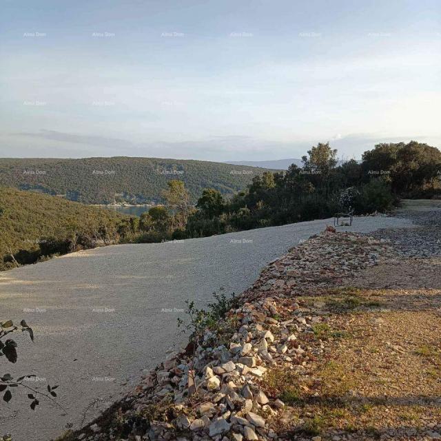 Poljoprivredno zemljište Prodaja poljoprivrednog zemljišta, Marčana