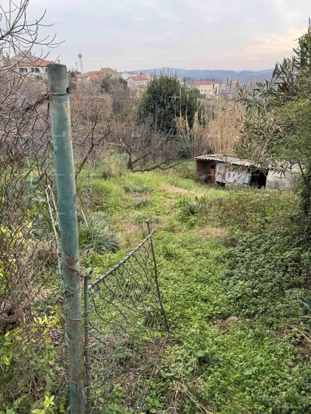 Haus Verkauf eines Hauses mit Garten in unmittelbarer Nähe des Zentrums, Buje!